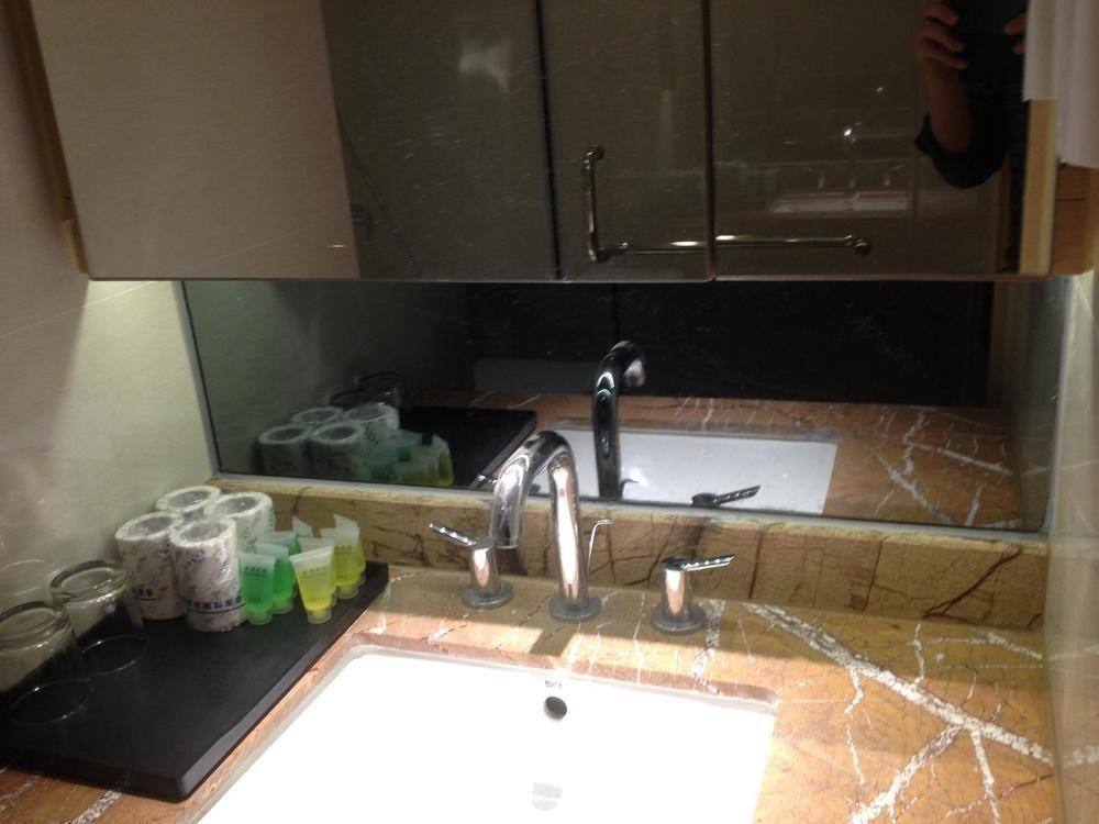 Yichao Apartment Hotel Guangzhou Buitenkant foto